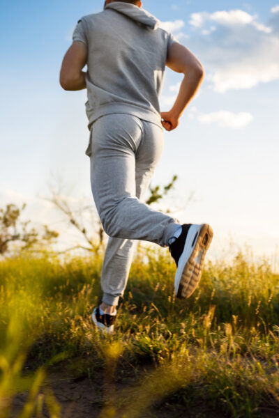 Роль физических упражнений и физической активности в управлении стрессом и поддержании хорошего здоровья