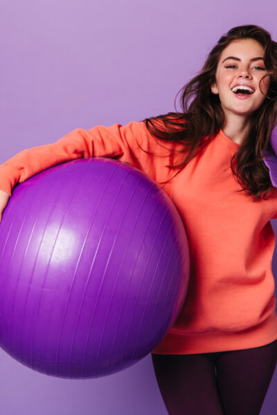 Comprender el impacto del deporte y la forma física en el desarrollo y mantenimiento de hábitos y rutinas saludables